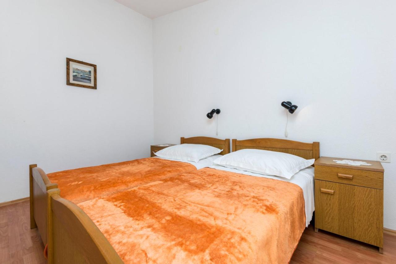Apartments Neda Trogir Eksteriør billede
