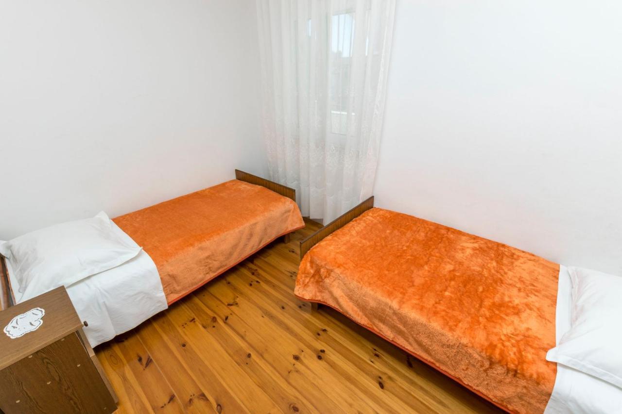 Apartments Neda Trogir Eksteriør billede