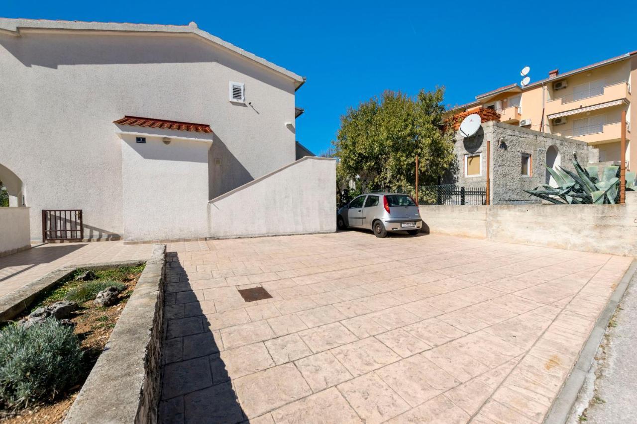 Apartments Neda Trogir Eksteriør billede